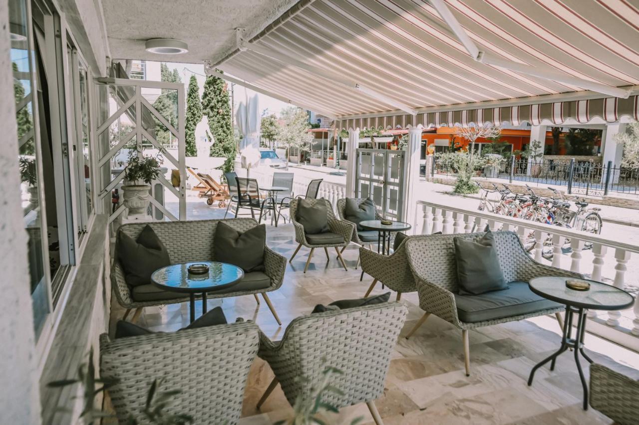 Hotel Kostas Olympiaki Akti Bagian luar foto