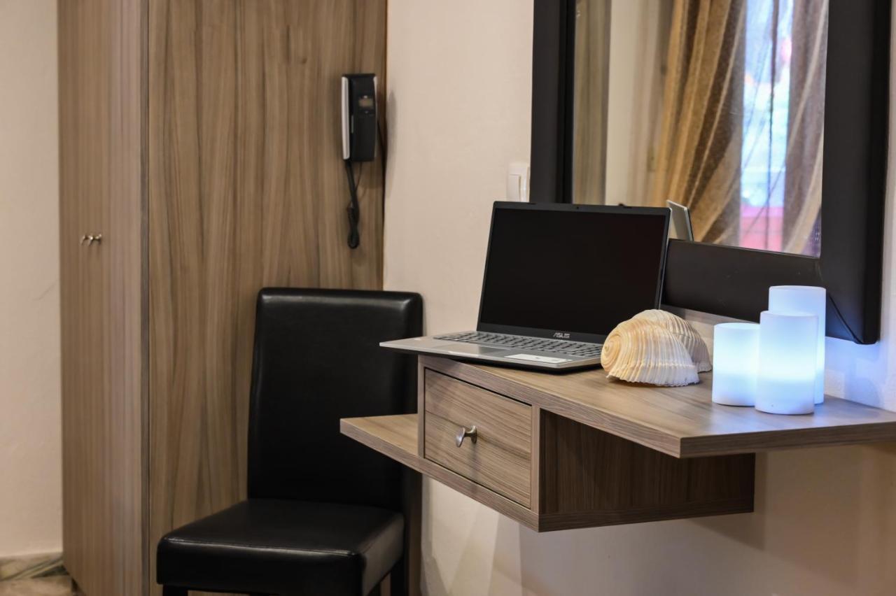 Hotel Kostas Olympiaki Akti Bagian luar foto